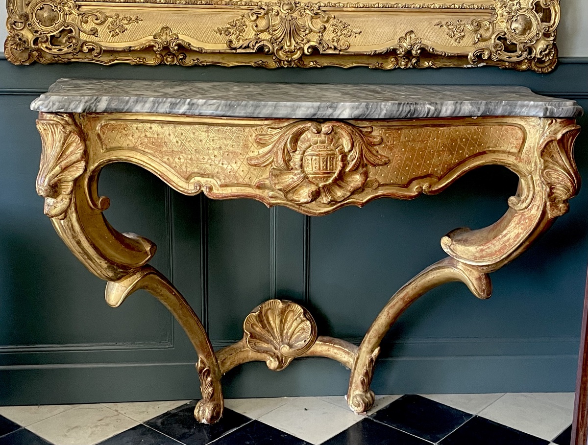 Importante console provençale en bois sculpté et doré 