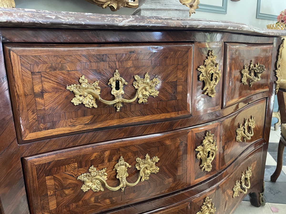 Commode d’époque Louis XV, milieu du XVIIIe siècle, vers 1745-1750,-photo-2