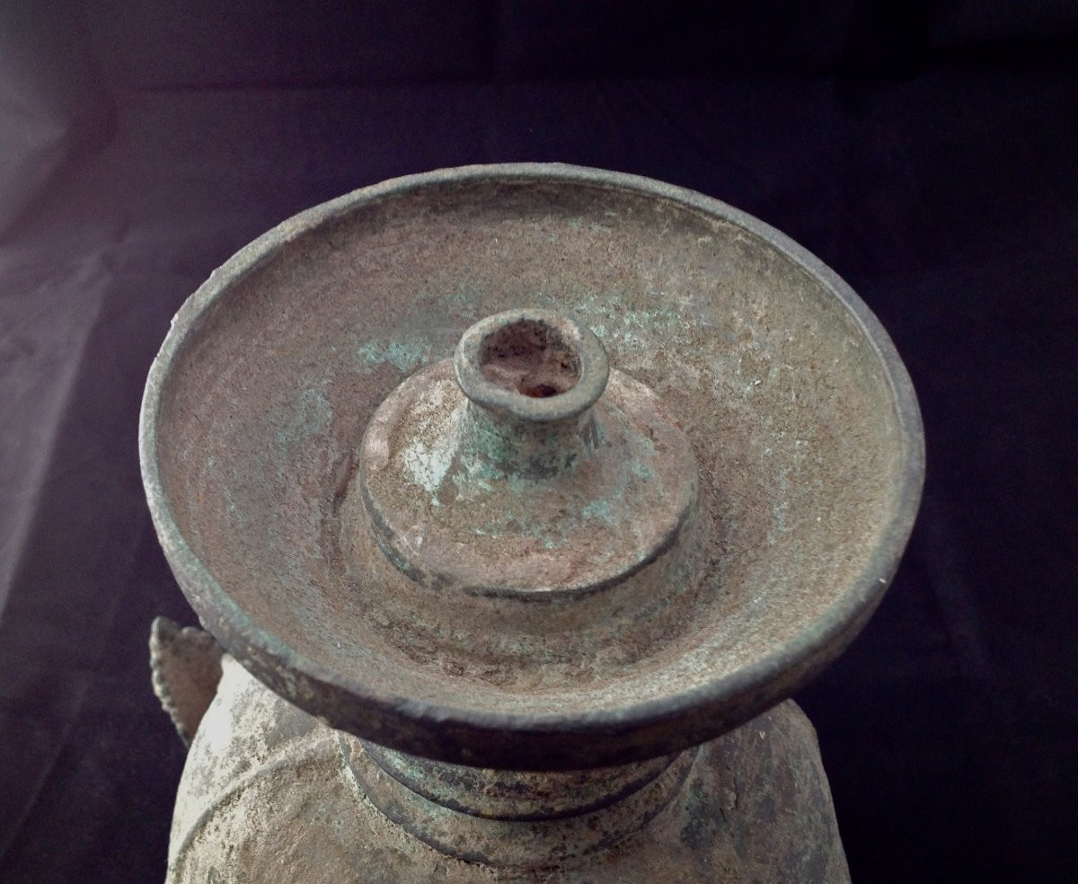 Khmer Bronze. Large Oil Lamp-photo-3