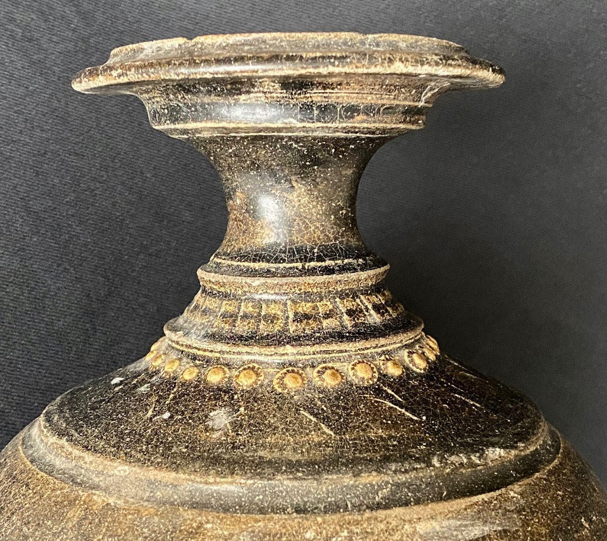 Antique Khmer Vase-photo-2