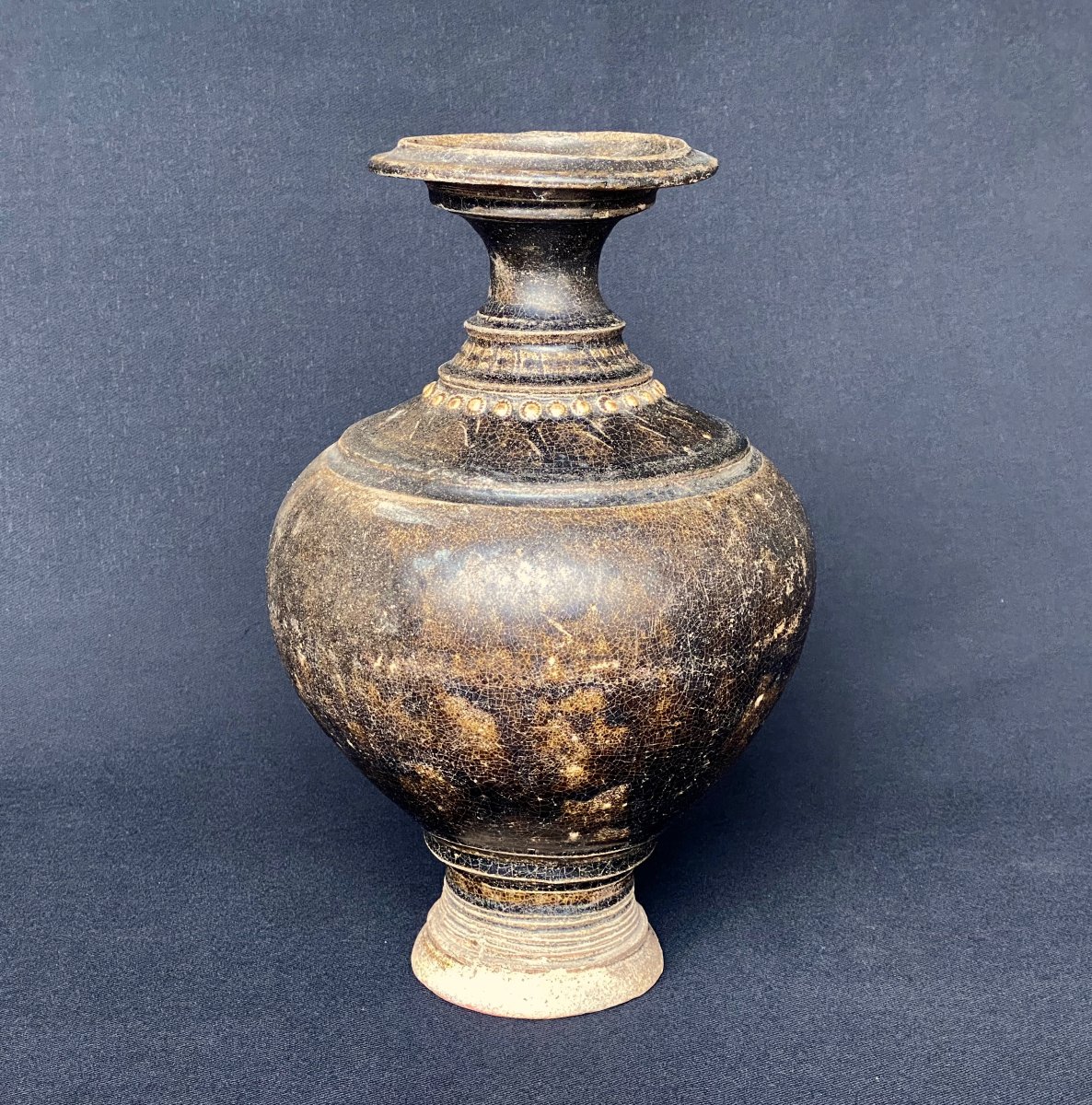 Antique Khmer Vase-photo-3