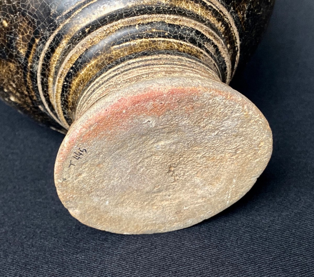 Antique Khmer Vase-photo-3