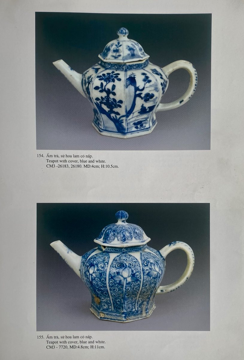 Théière au décor de lotus provenant de l'épave de Ca Mau (c. 1725)-photo-2