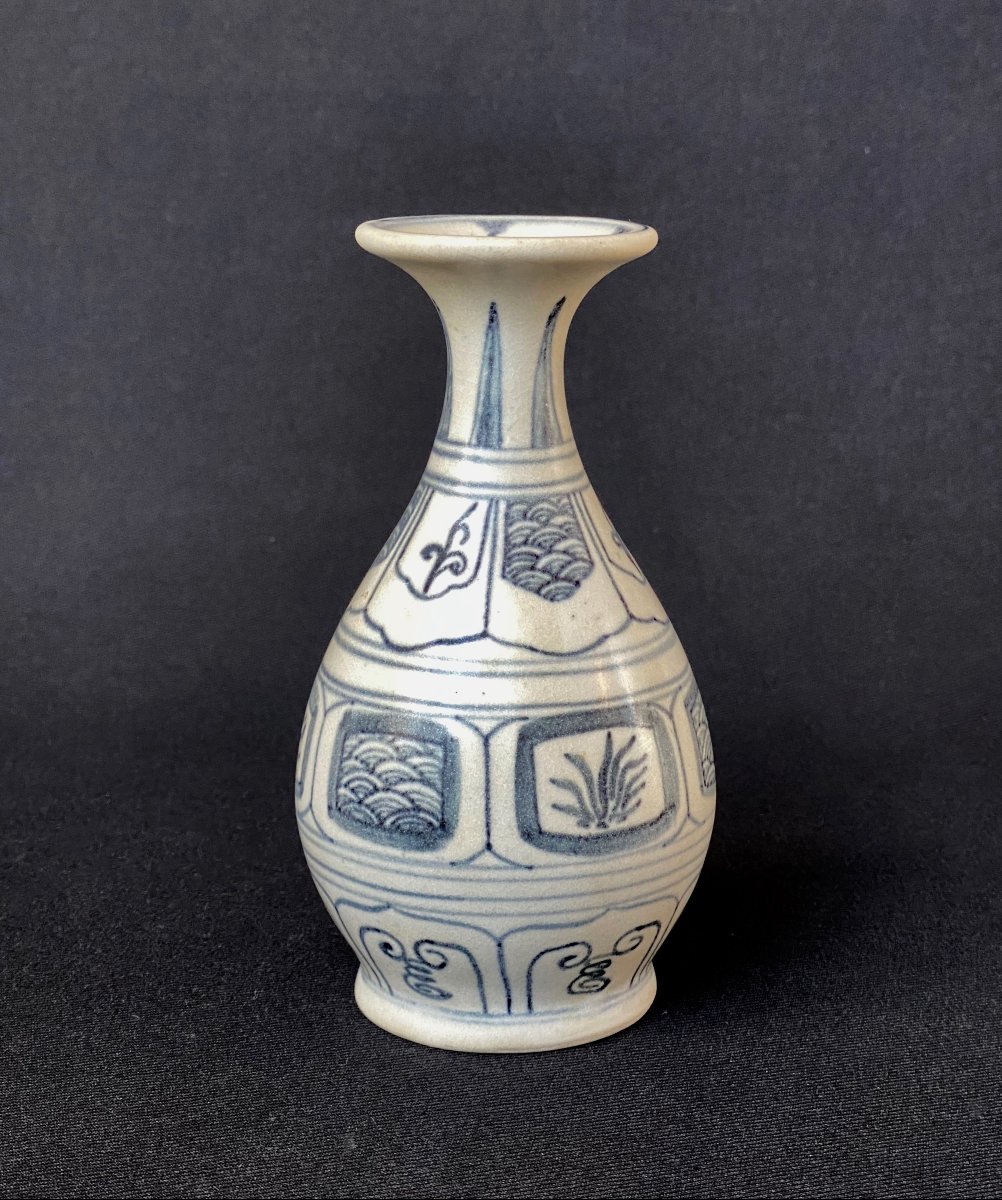 Vase en porcelaine vietnamienne provenant de l’épave de Hoi An (XVe siècle)-photo-2