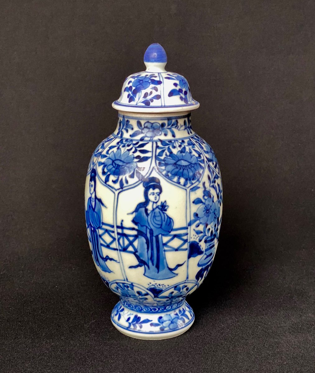Covered Vase Long Eliza From The Vung Tau Wreck (c. 1690, Kangxi Period)-photo-2