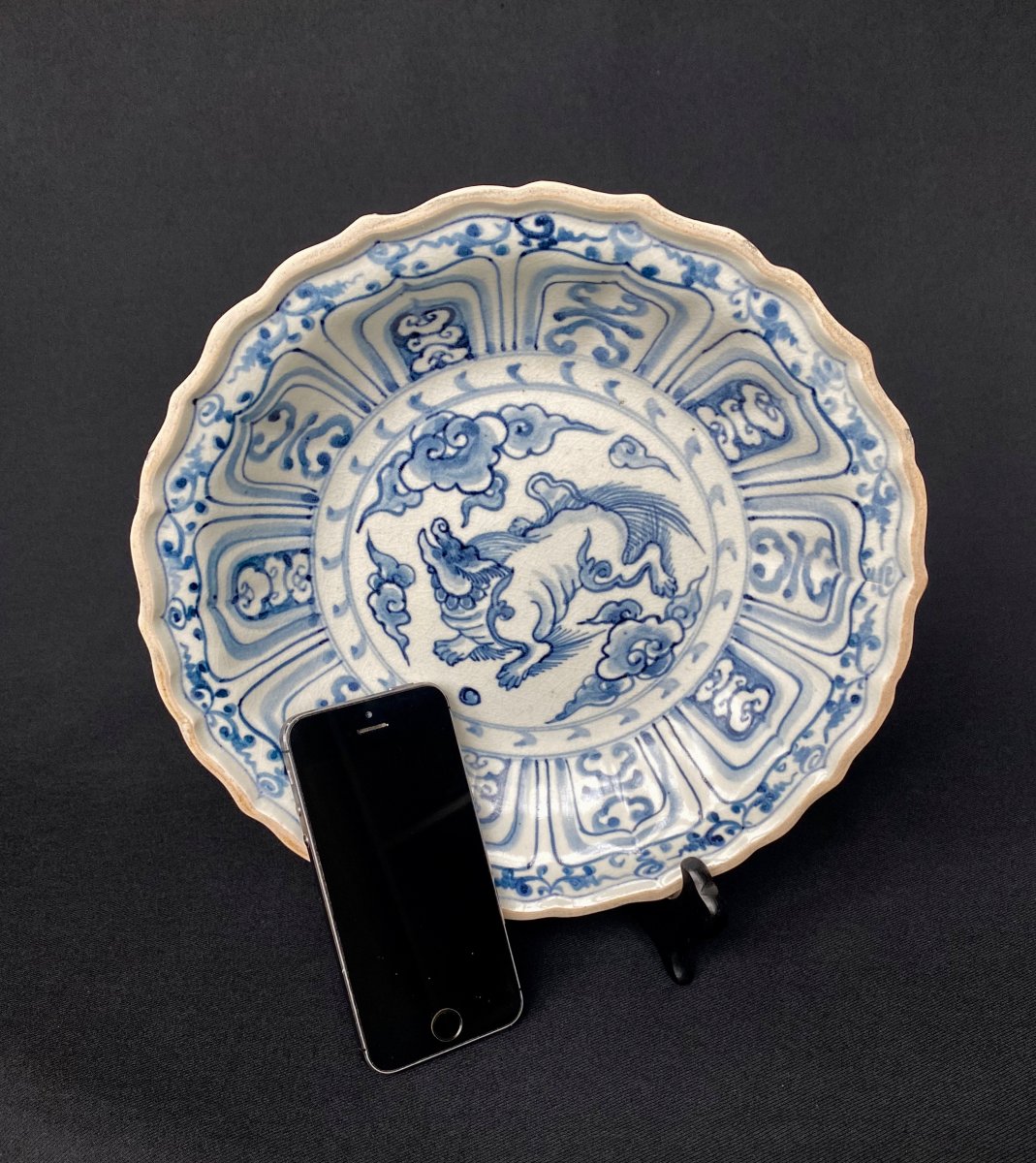 Plat provenant de l’épave de Hoi An (XVe siècle)-photo-2