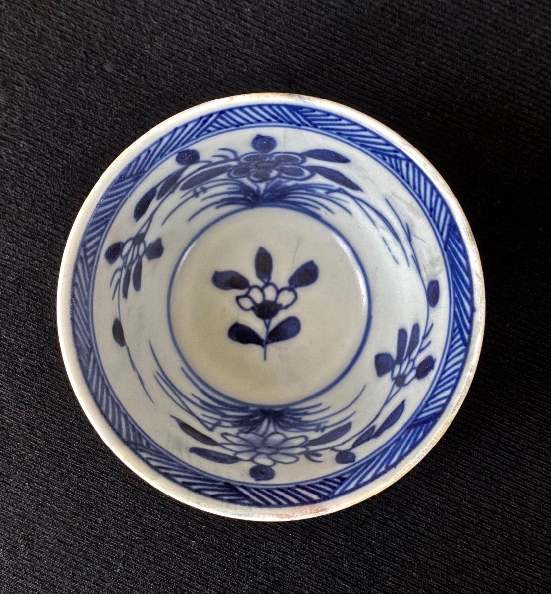 Porcelain Tea Cup And Saucer Set #1 From The Ca Mau Shipwreck (c. 1725)-photo-2