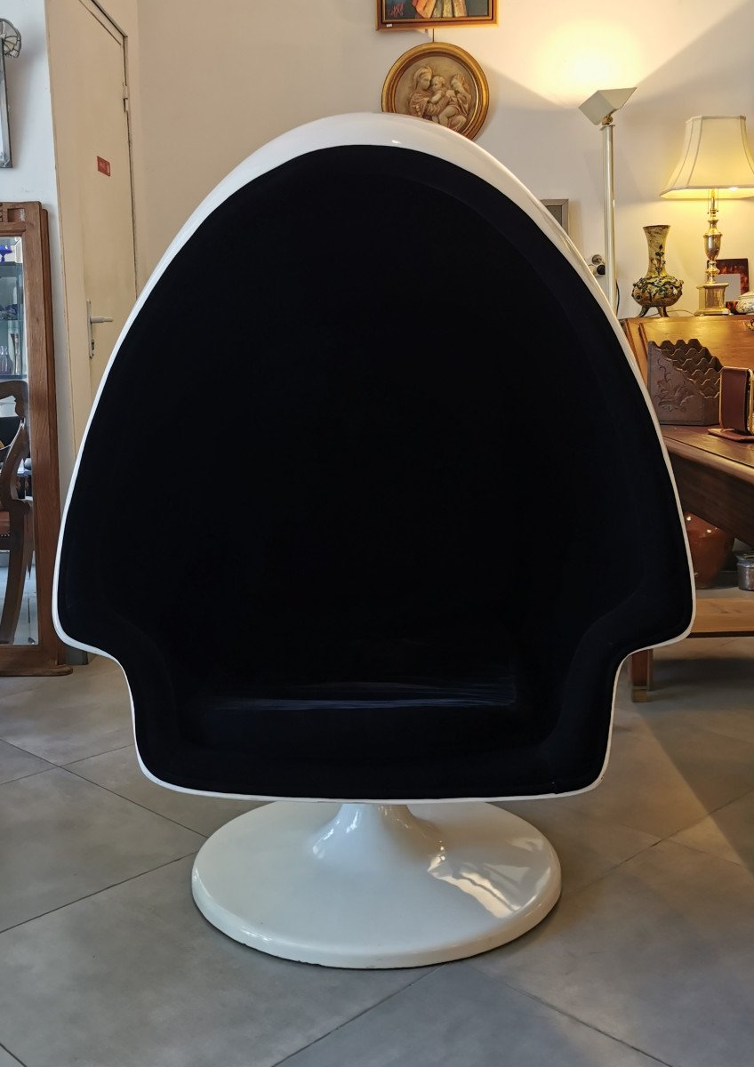 Fauteuil Egg Chair By Lee West.-photo-2