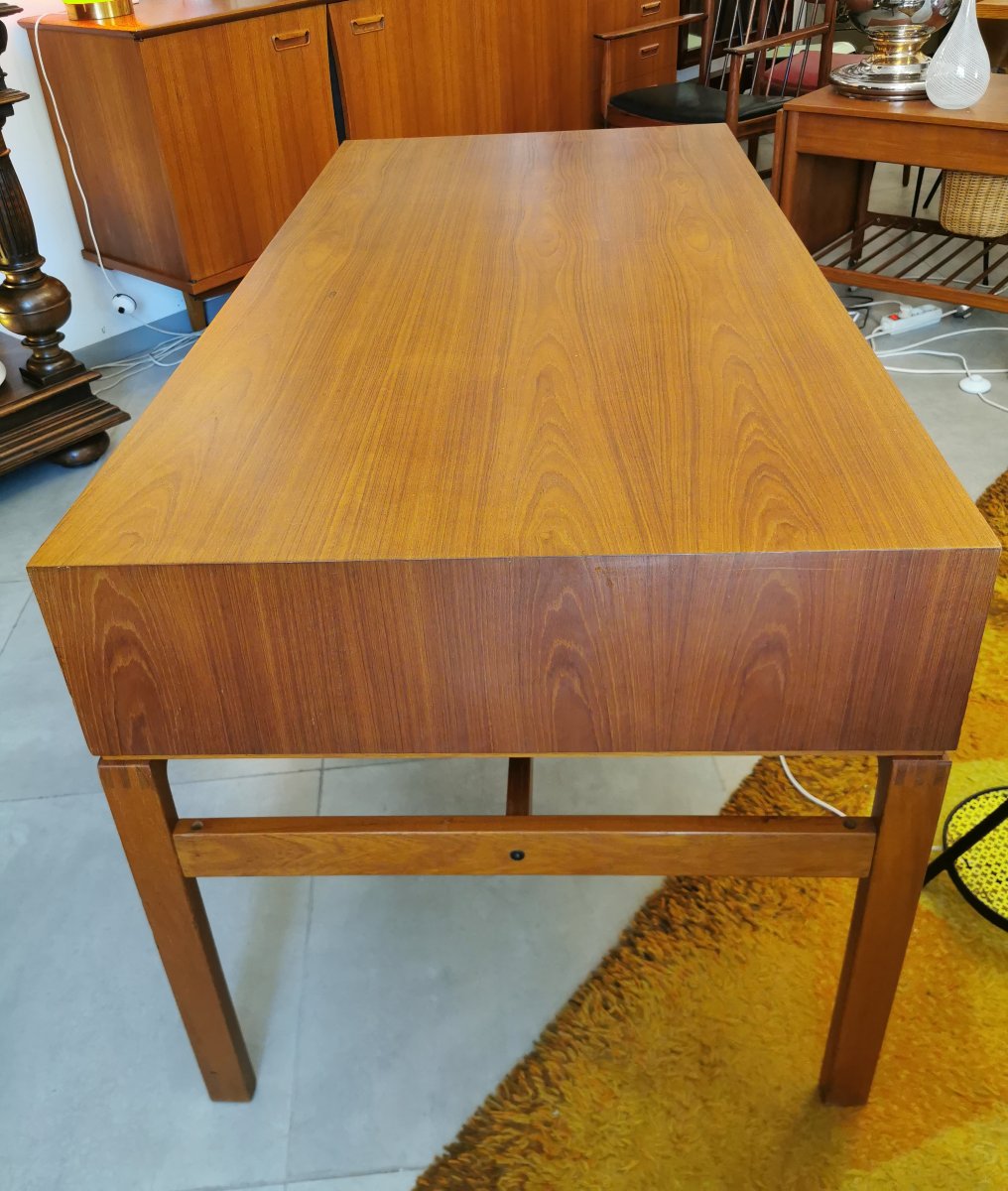 BUREAU DANOIS DE ARNE WAHL IVERSEN-photo-4