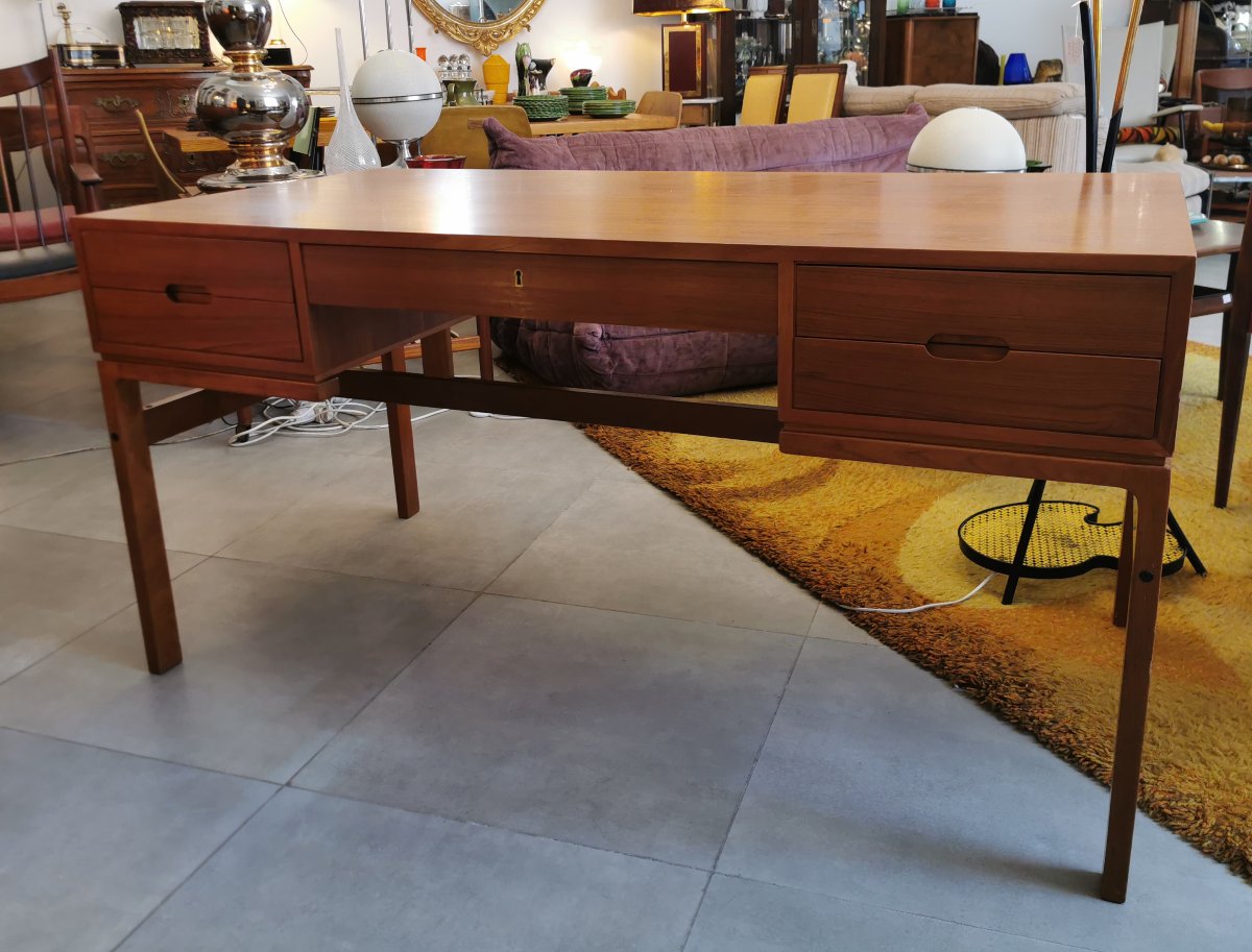 BUREAU DANOIS DE ARNE WAHL IVERSEN