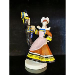 Couple Of Dancers From Quimper In Polychrome Earthenware