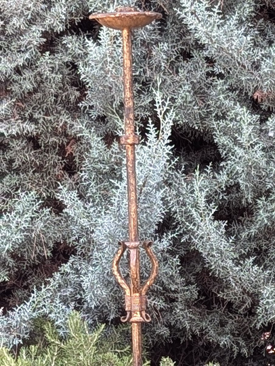 Hammered Tripod Candlestick In Gilded Patinated Wrought Iron -photo-4