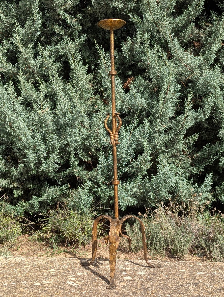 Hammered Tripod Candlestick In Gilded Patinated Wrought Iron -photo-5