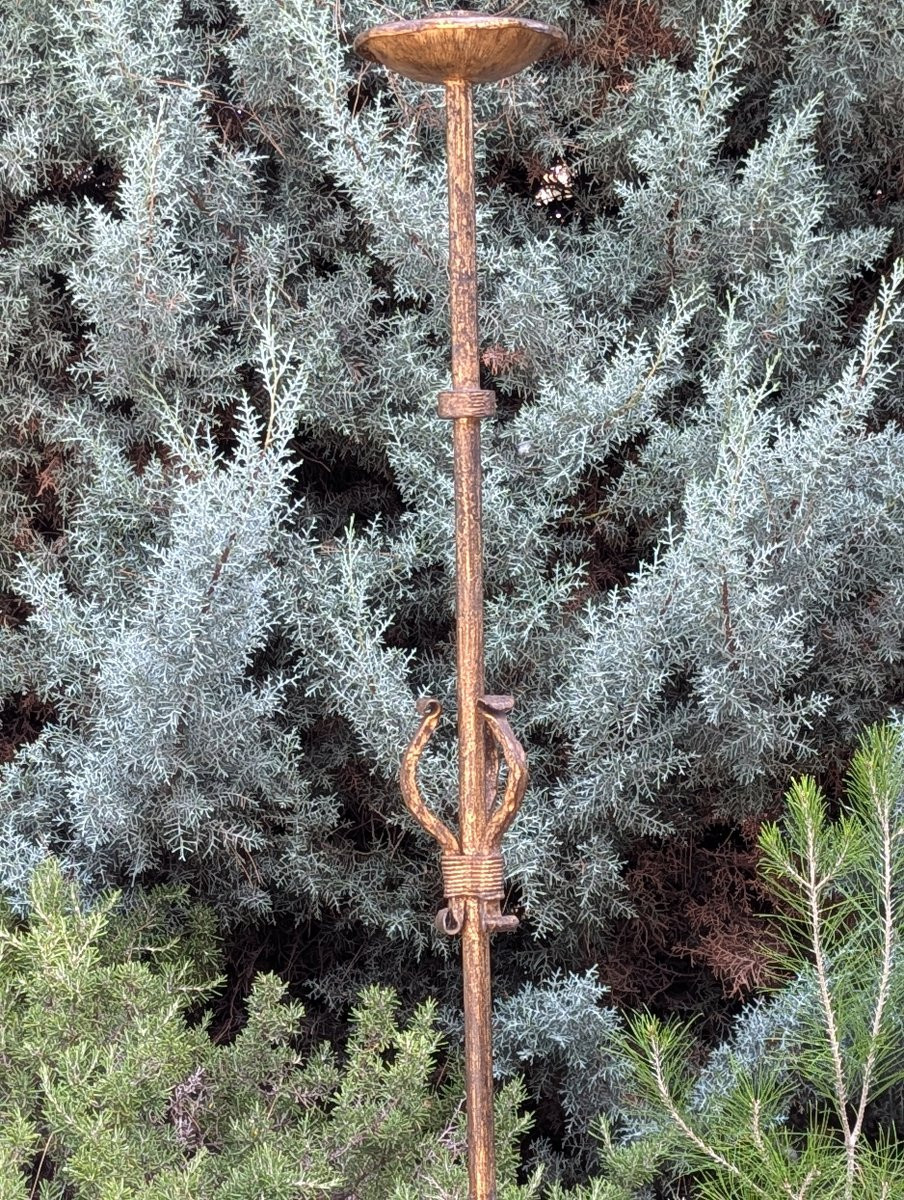 Hammered Tripod Candlestick In Gilded Patinated Wrought Iron -photo-6