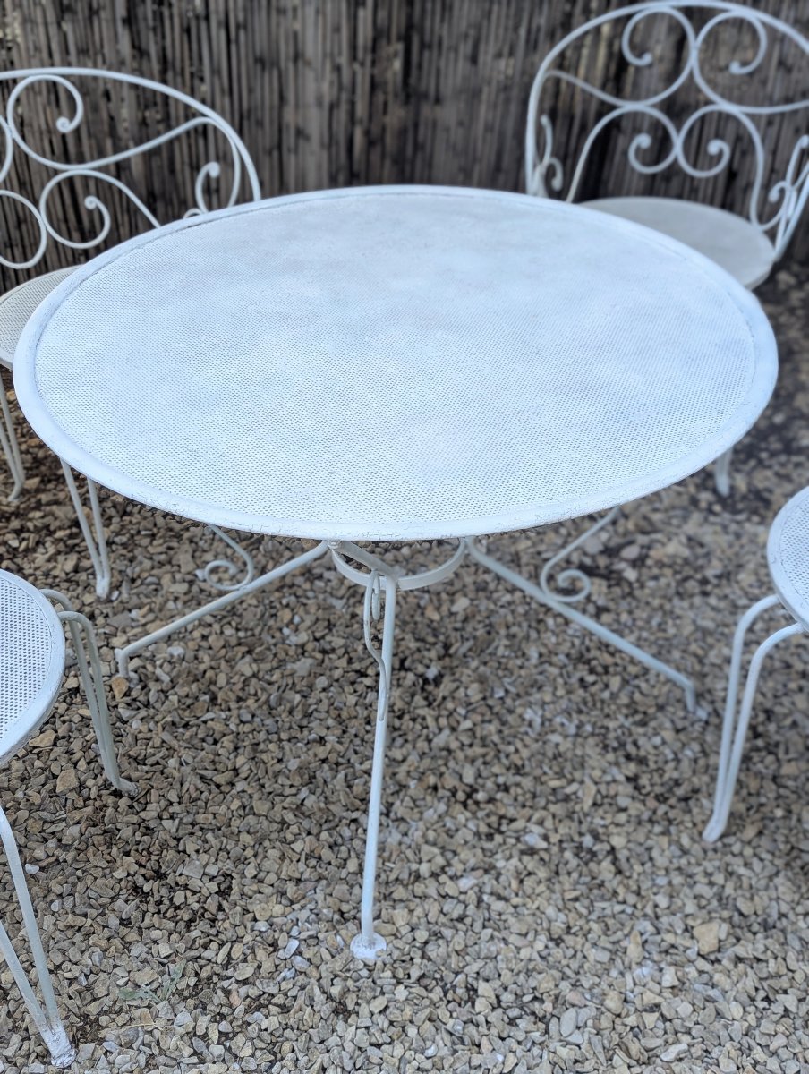 Iron Patio Set: One Table And Four Chairs -photo-7