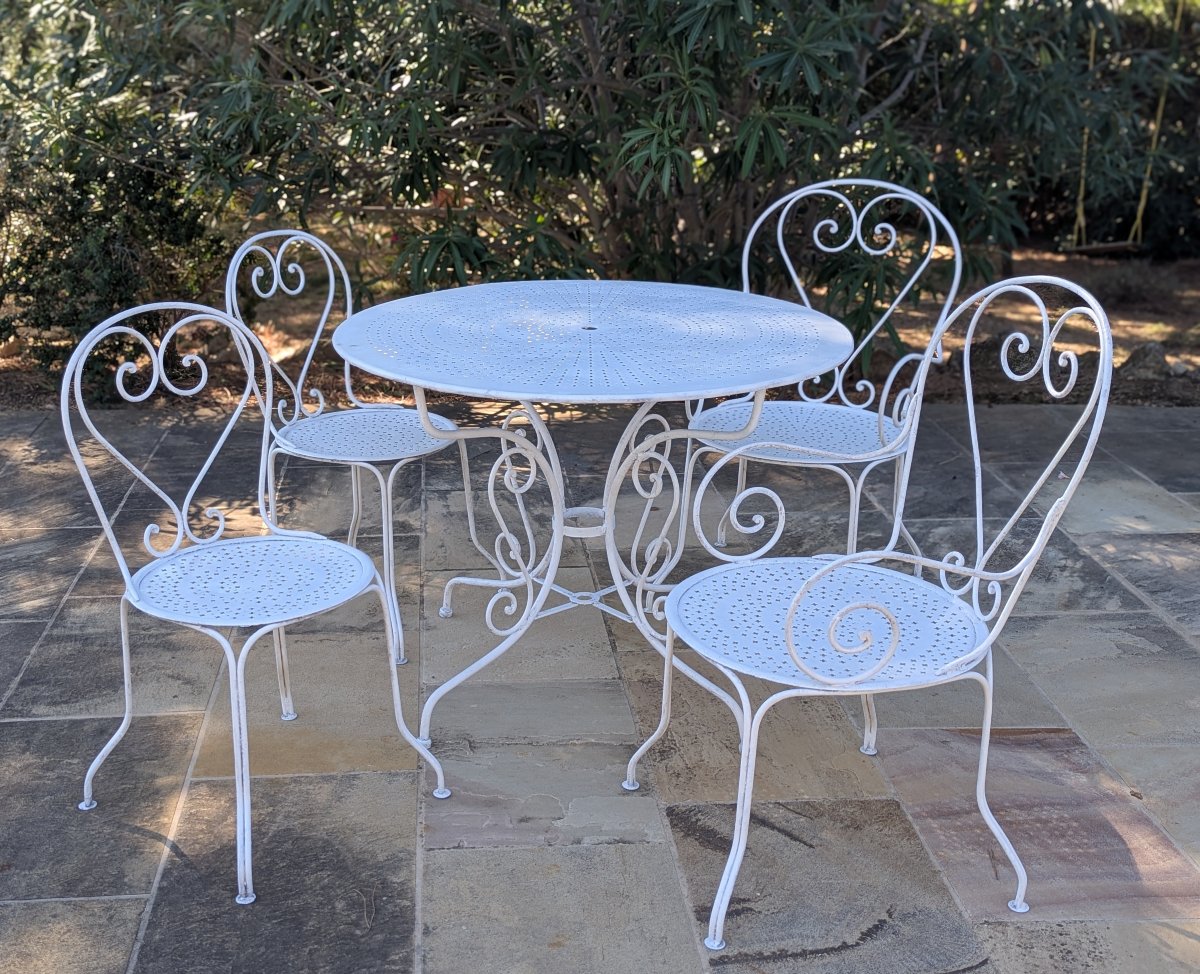 Iron Patio Set: One Table, Two Armchairs, Two Chairs -photo-1