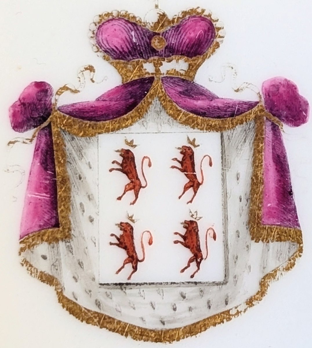 Ensemble en porcelaine avec armoiries Famille Beauvau-Créon. XIXème siècle.-photo-1