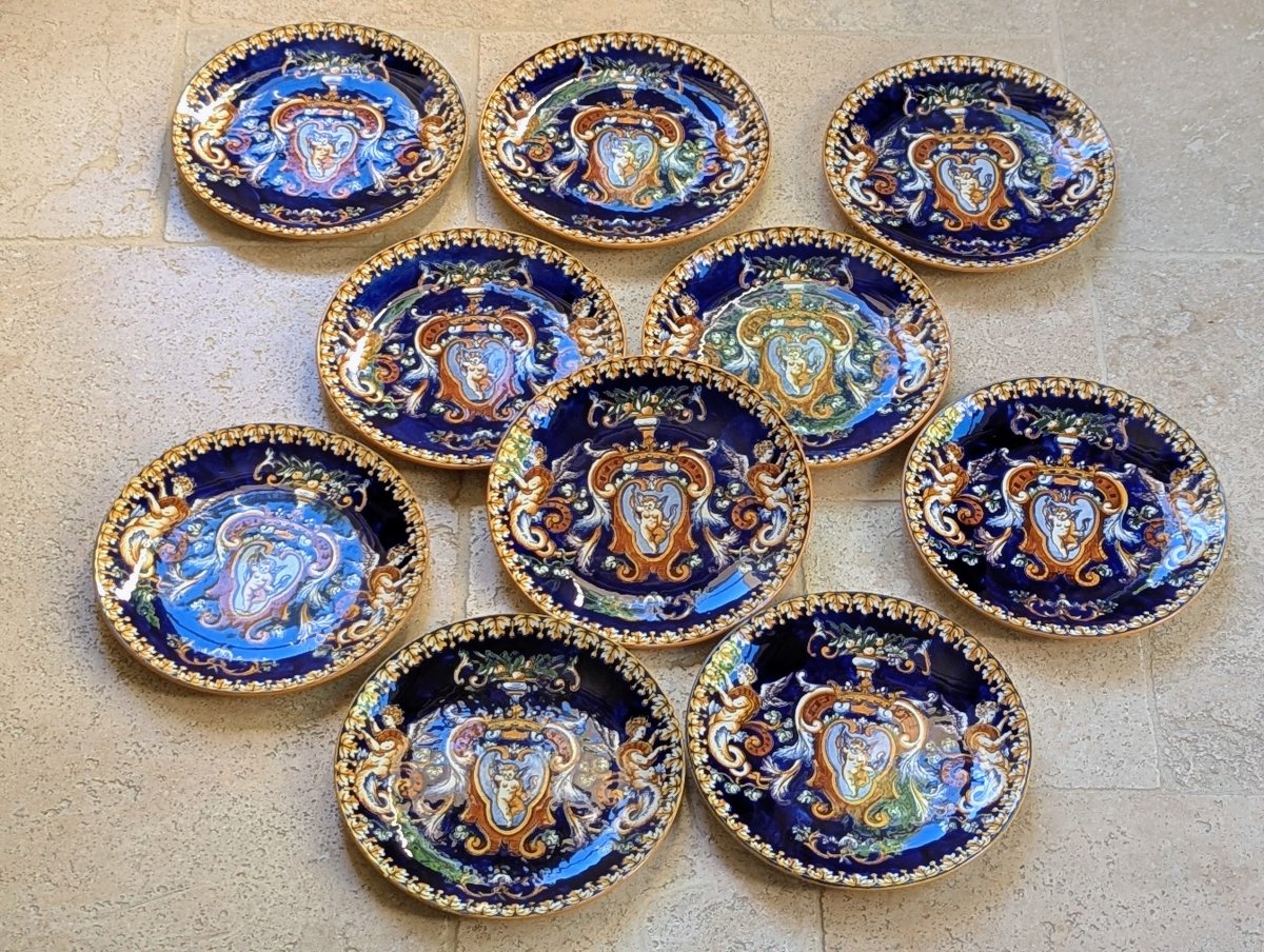 Set Of 10 Dinner Plates. Gien Earthenware. "italian Renaissance" Design With A Midnight Blue Background