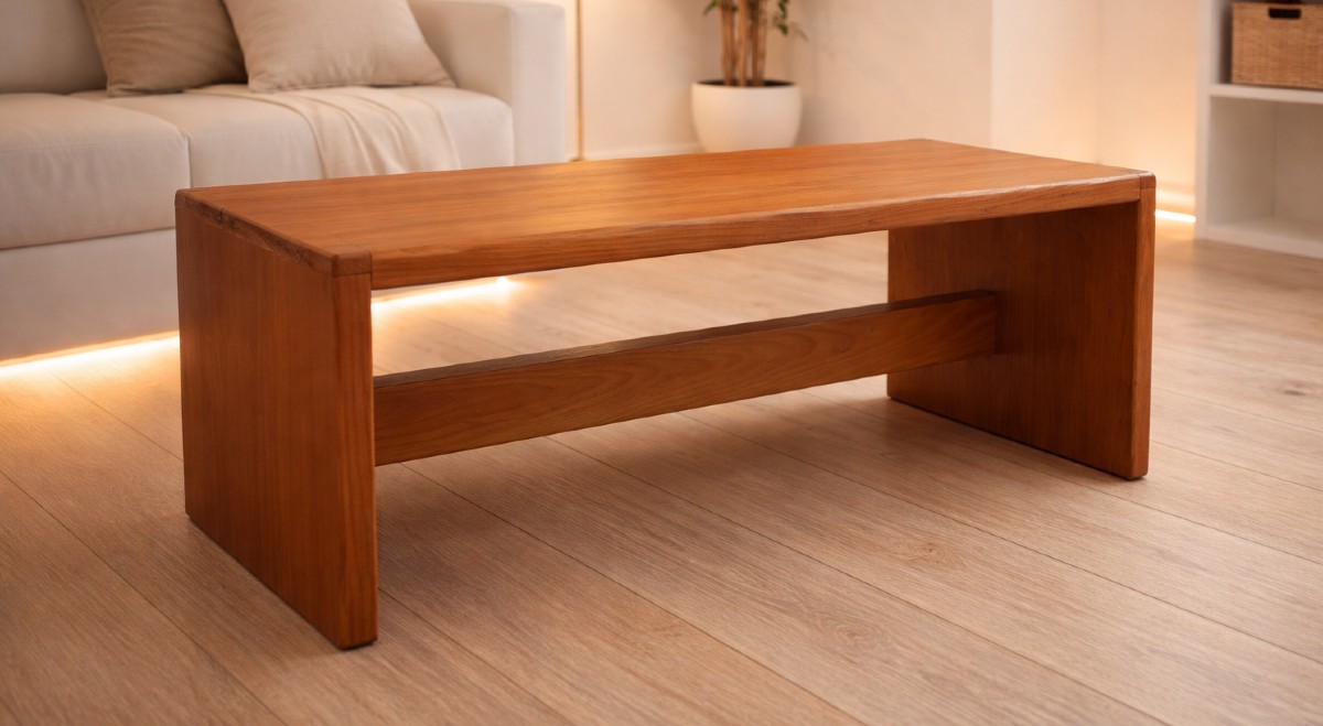 Table basse en pin – Maison Regain – Années 1960