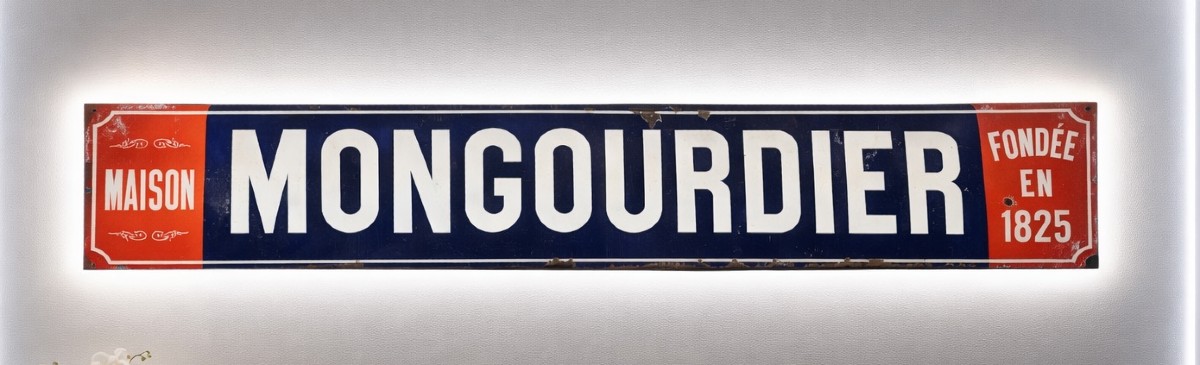 Large Enamel Advertising Sign "maison Mongourdier – Founded In 1825" – 3 Meters
