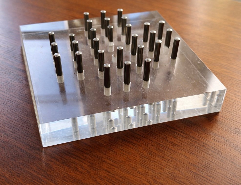jeu de solitaire en plexiglas massif et aluminium 1970-photo-2