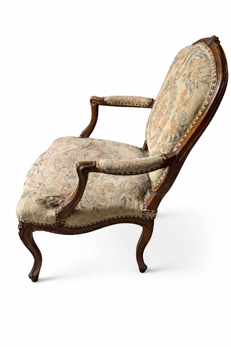 Fauteuil à la Reine d’Époque Louis XV – Travail probablement parisien, XVIIIᵉ siècle-photo-3
