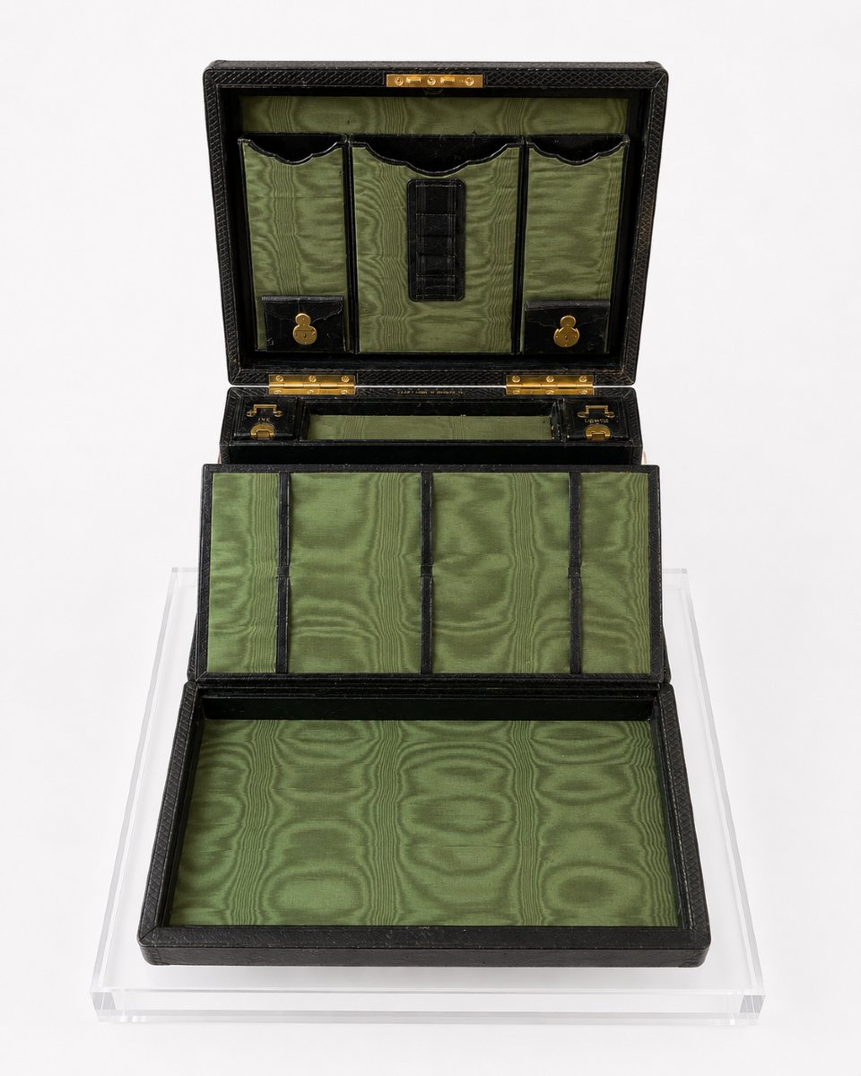 écritoire de voyage en maroquin noir Wells & Lambe, fabricants de la Cour – Londres, vers 1820--photo-4