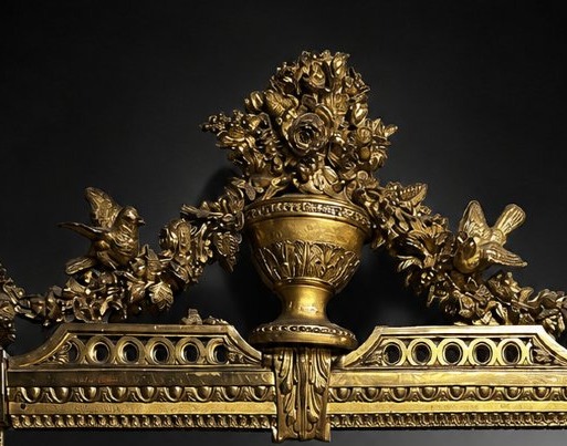 Miroir d'époque Louis XVI à décor d'urne, d'oiseaux et de guirlandes-photo-3