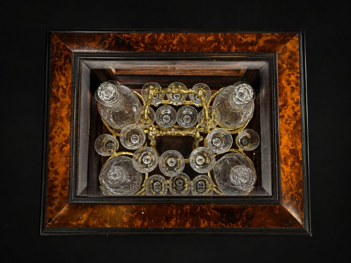 A Napoleon III-era Liquor Cabinet Made Of Burl Veneer, Crystal, And Gilded Bronze-photo-2