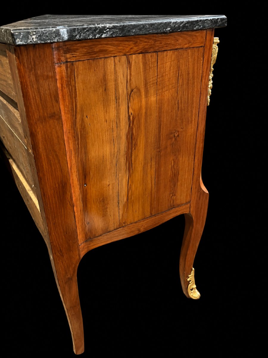 Parisian Chest Of Drawers Made Of Amaranth Wood, Early 19th Century, Louis XVI Style-photo-1