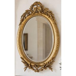 Miroir de mariage ovale à décor de colombes — Style Louis XVI, XIXᵉ siècle
