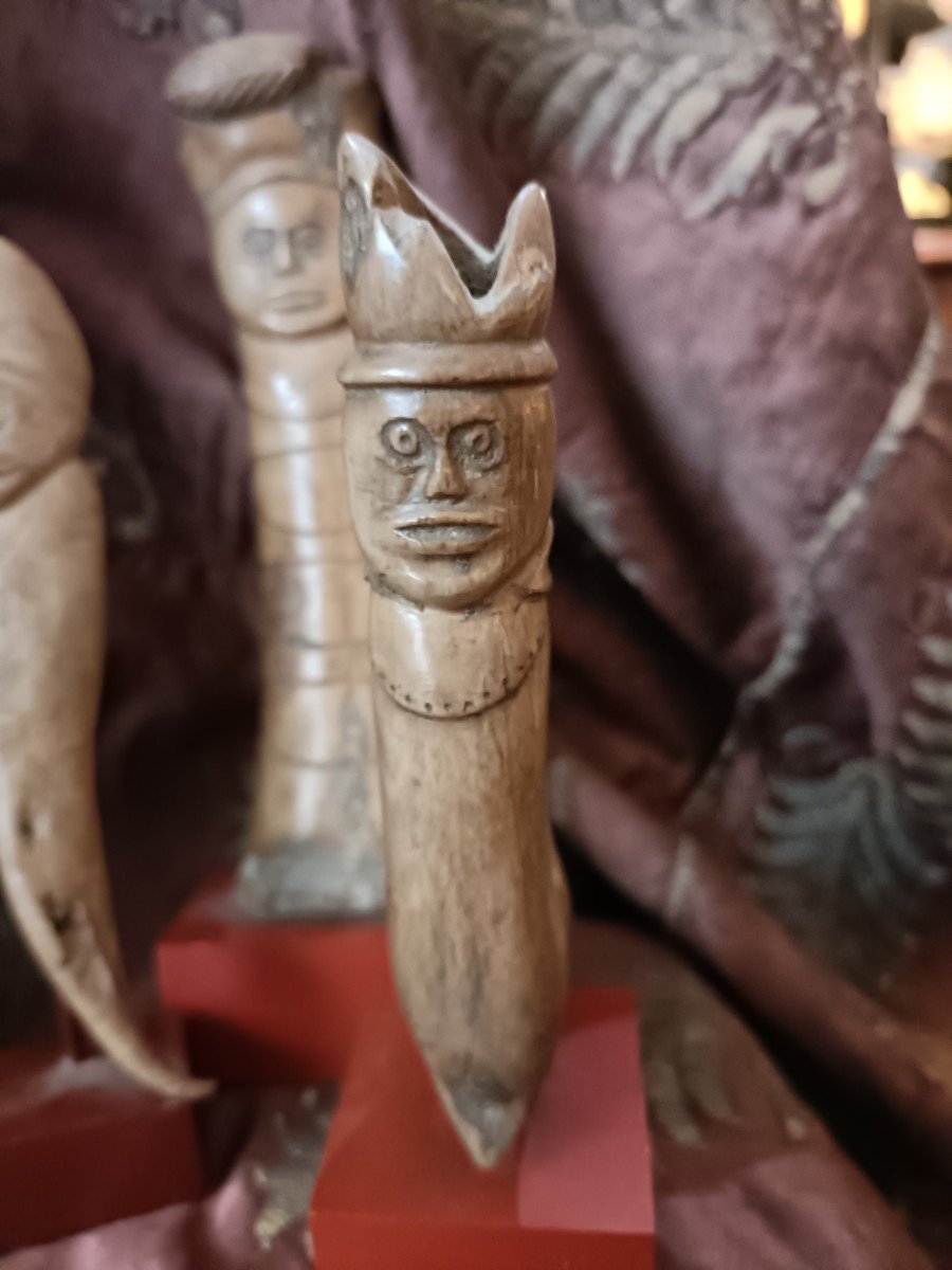 Bone Statuettes XVII -photo-3