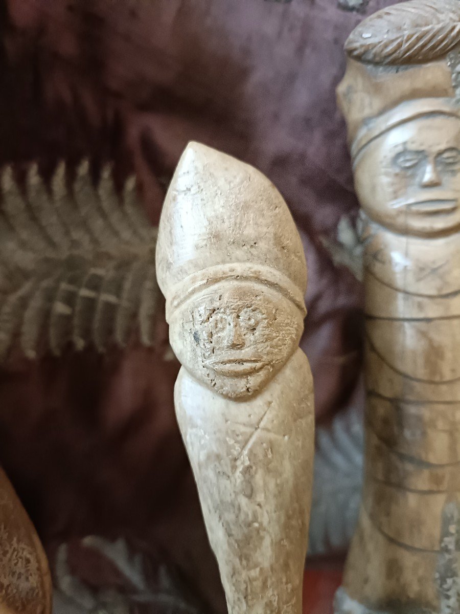 Bone Statuettes XVII -photo-3