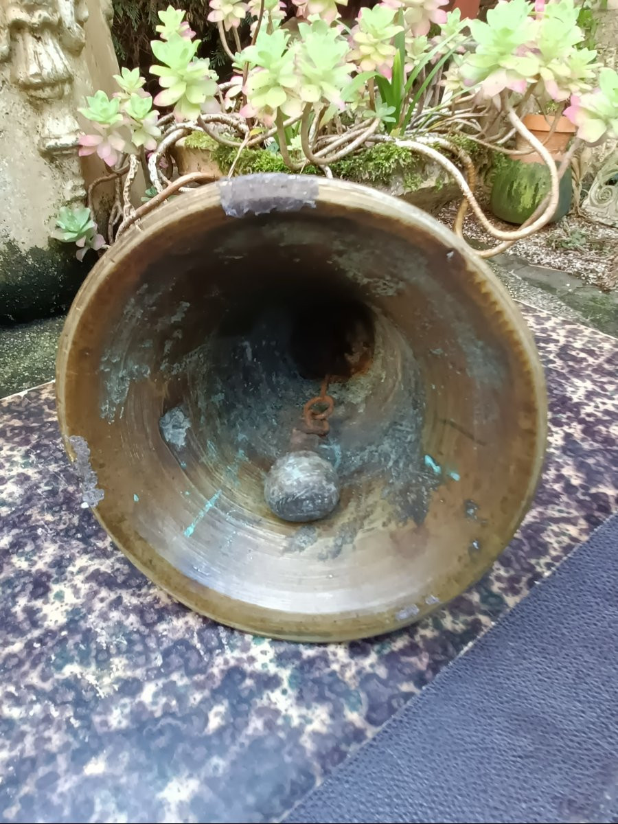 Catherine De Medicis Bronze Bell-photo-1