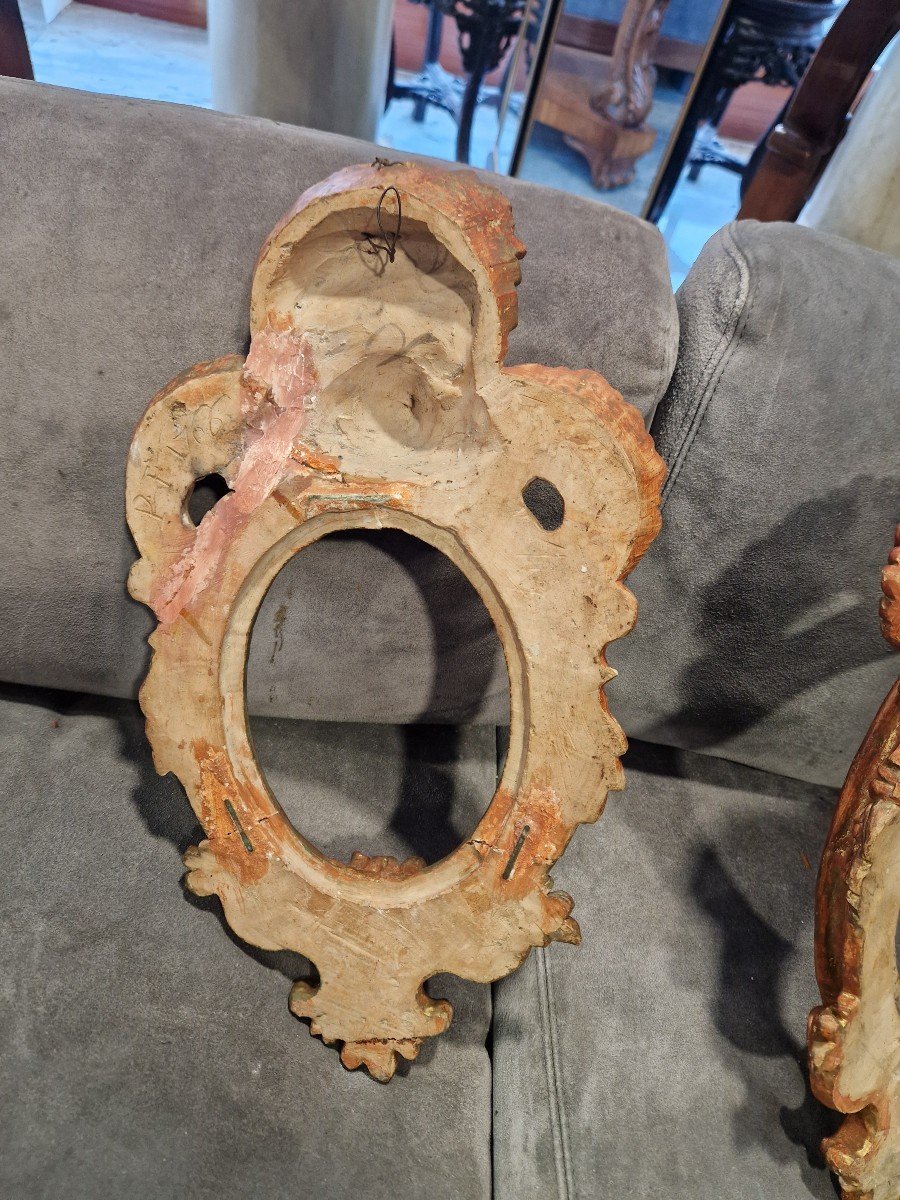 Paire De Cadres En Terre Cuite Avec Traces De Dorure Du XVIIIe Siècle (datés P.f. 1766)-photo-6