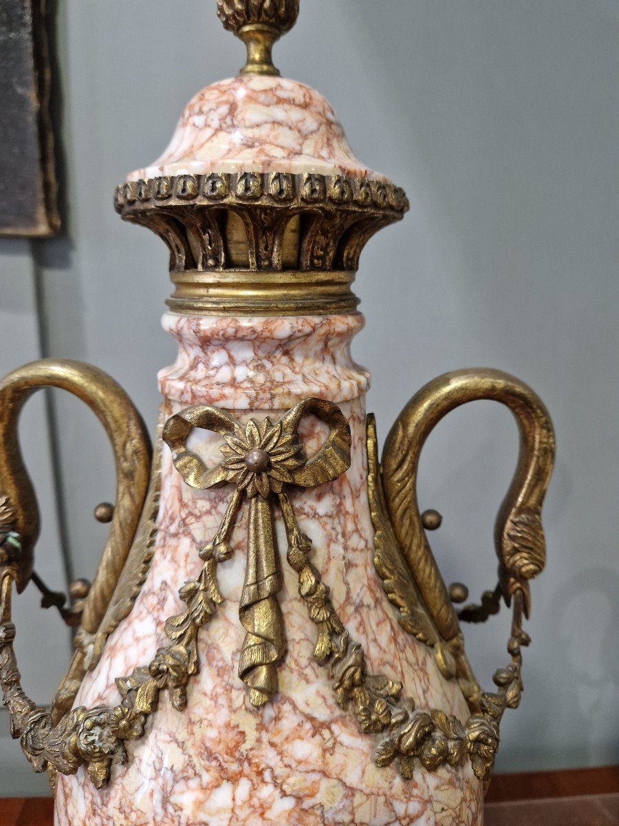 Paire de vases Napoléon III En bronze doré et marbre Seconde moitié du XIXe siècle-Napoléon III-photo-4