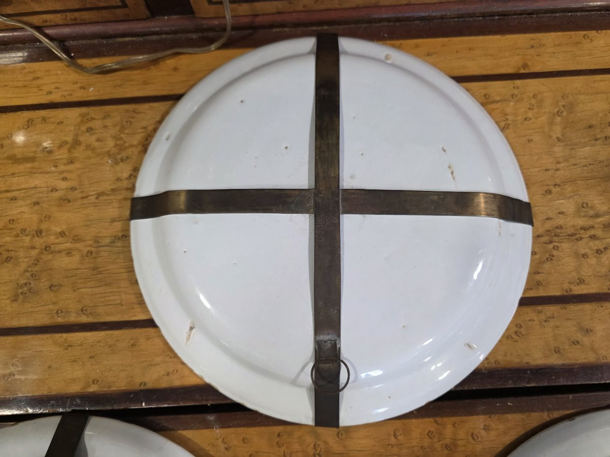 Antonibon Manufactory, Bassano, 18th Century.  Three Plates With "bull's Eye" Decoration-photo-5