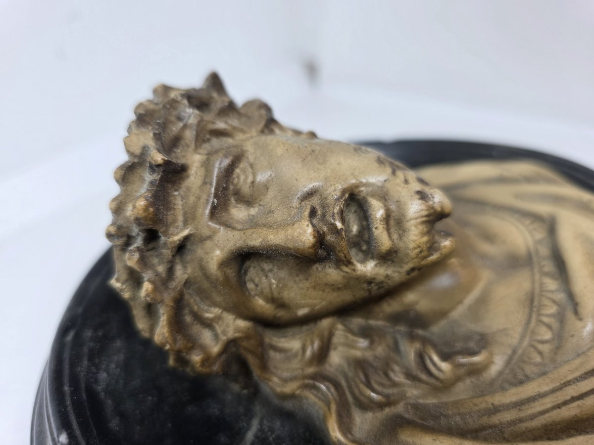 Ancient Scagliola Relief Depicting The Head Of Jesus, 17th/18th Century-photo-1