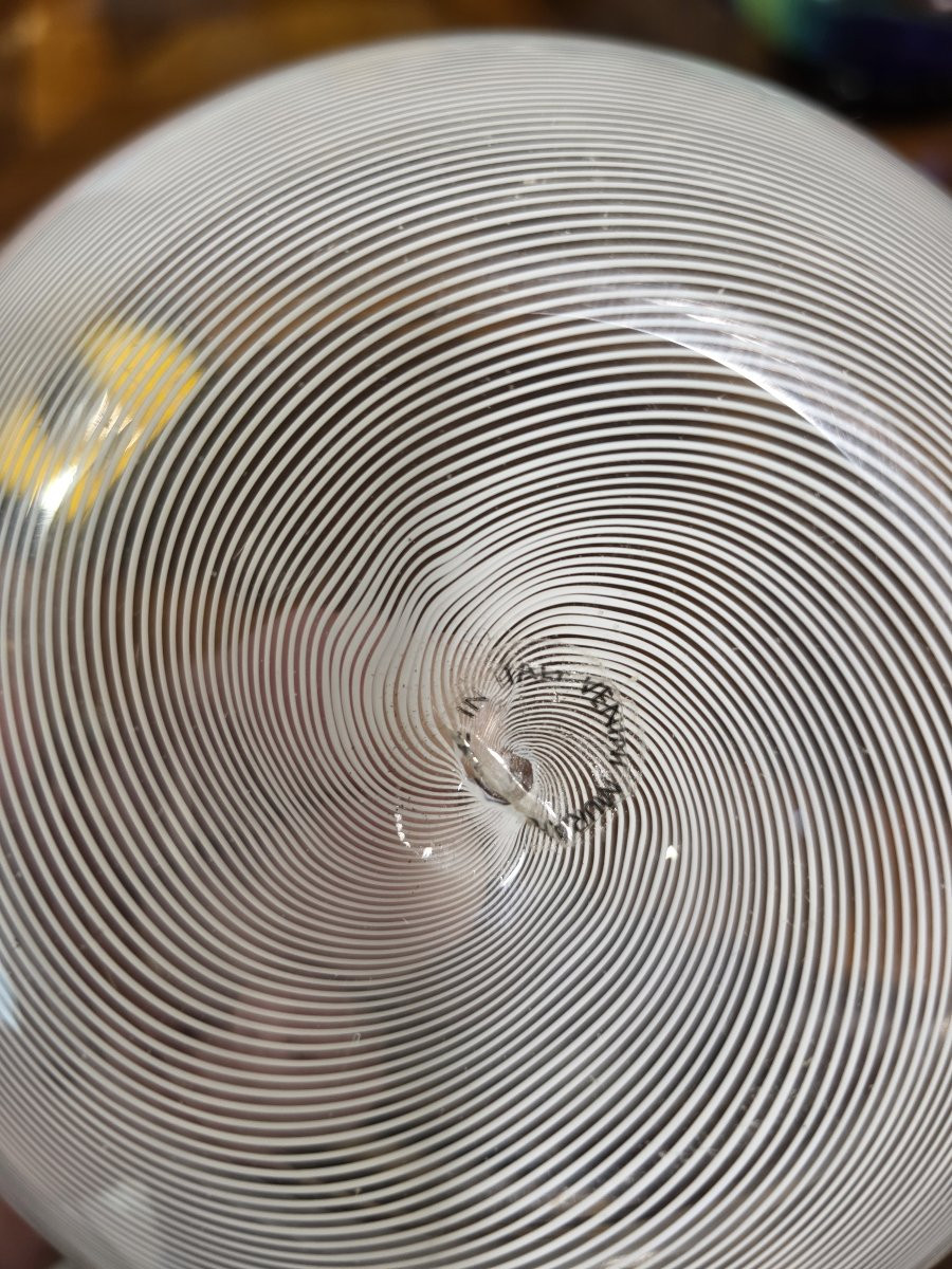 Half-filigree Milk Glass Bowl By Carlo Scarpa For Venini, 1980s-photo-1