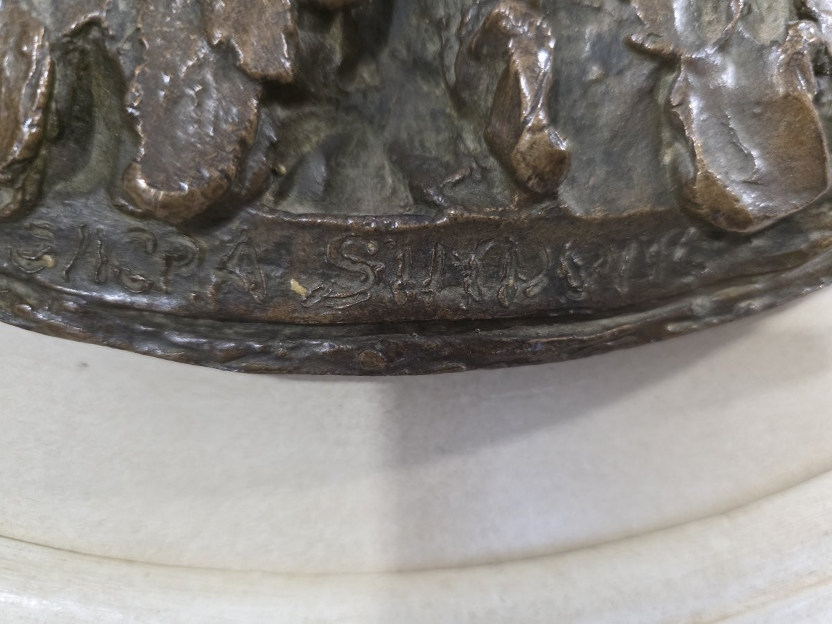 Bas-relief rond en bronze représentant le Saint Suaire, signé Alceo Dossena, Rome, 1918-photo-4