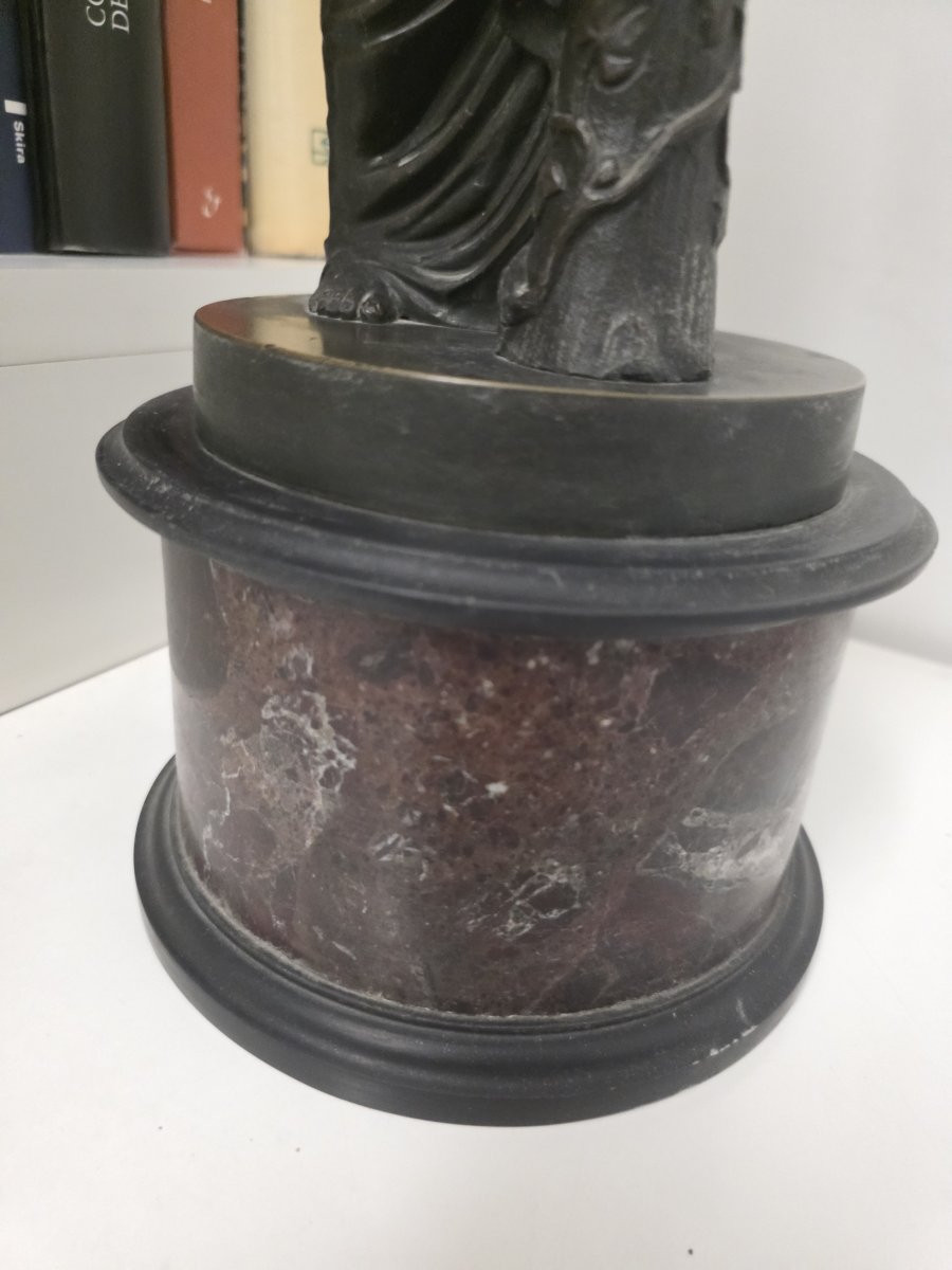 Sculpture en bronze du XIXe siècle représentant « Danaïde ».-photo-5