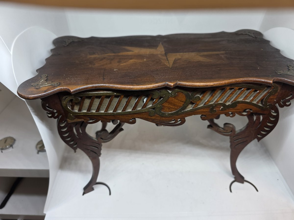 Table modèle française à tiroir. Milieu du XIXe siècle.-photo-3