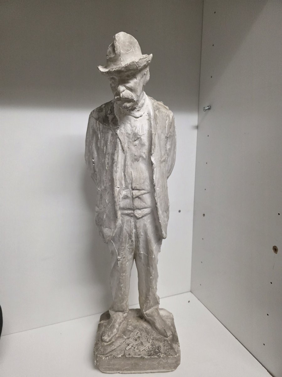 Maquette en plâtre de la statue en bronze représentant le peintre Giovanni Fattori-photo-2