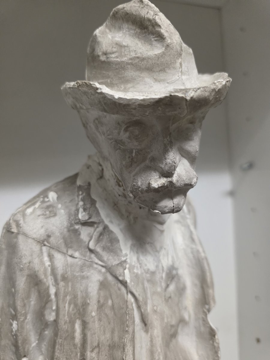 Maquette en plâtre de la statue en bronze représentant le peintre Giovanni Fattori-photo-3