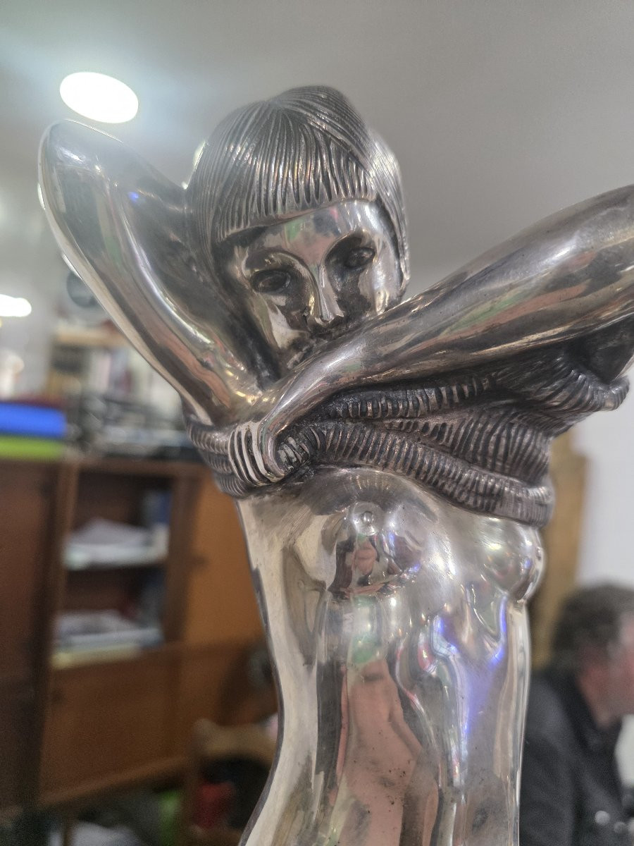 Statue en argent massif représentant une femme nue, de style Art déco.-photo-6