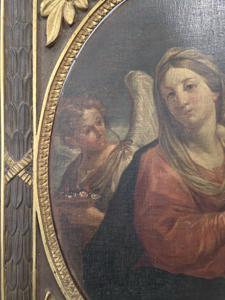 Huile sur toile ovale représentant la Vierge à l'Enfant avec un ange. Italie, XVIIe siècle.-photo-3