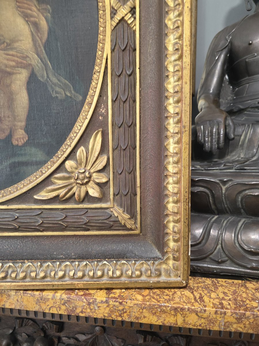 Huile sur toile ovale représentant la Vierge à l'Enfant avec un ange. Italie, XVIIe siècle.-photo-4