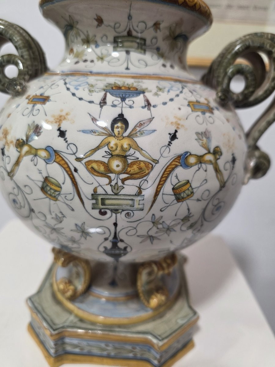 Vase orné de grotesques. Première moitié du XXe siècle, Molaroni, Pesaro-photo-4