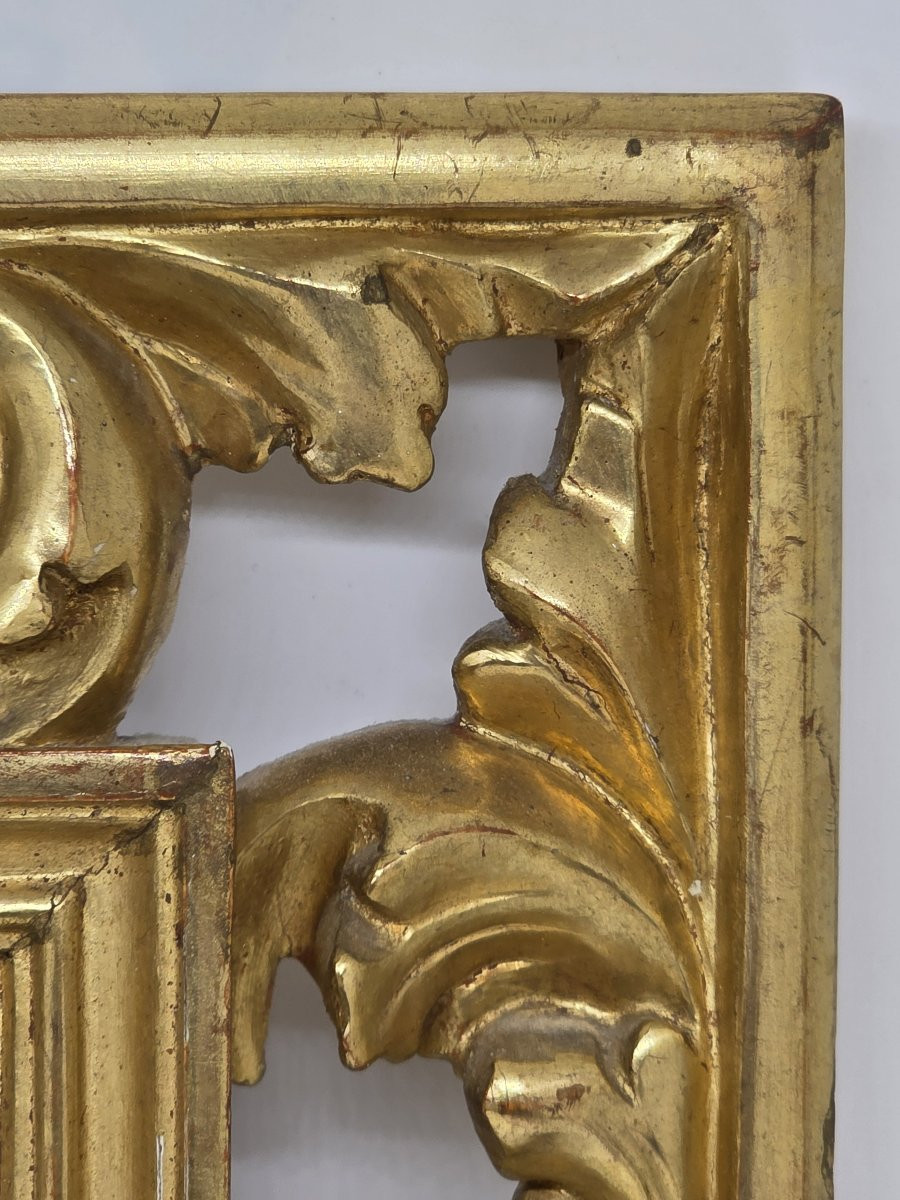 Portrait miniature de profil d'une jeune femme dans un cadre doré (XIXe siècle)-photo-6