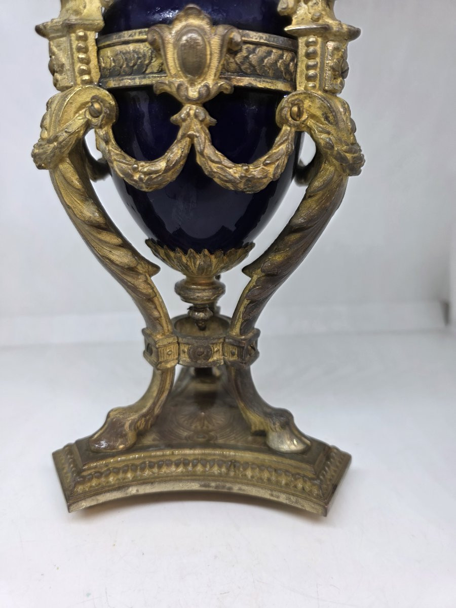 Horloge de table française en forme de vase (ou « horloge urne ») de l'époque napoléonienne III-photo-3